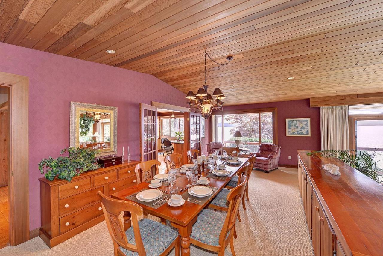 Oceanside Lodge Saanich Inlet North Saanich Экстерьер фото